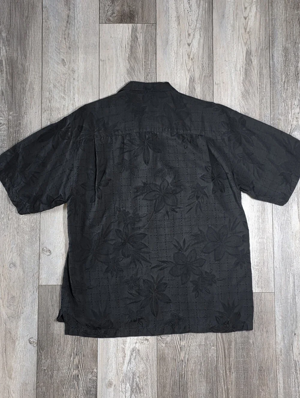 Tommy Bahama Men's 100% Silk Floral AO Embrodery SS Button-down Shirt Sz Lg READ